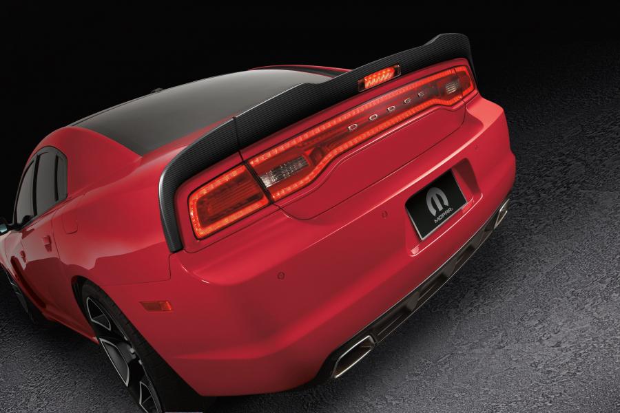  Dodge Charger Redline by Mopar 2012 года  (фото 2 из 5)